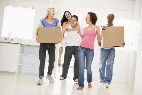 Mobile self storage unit delivered in Winchmorehill